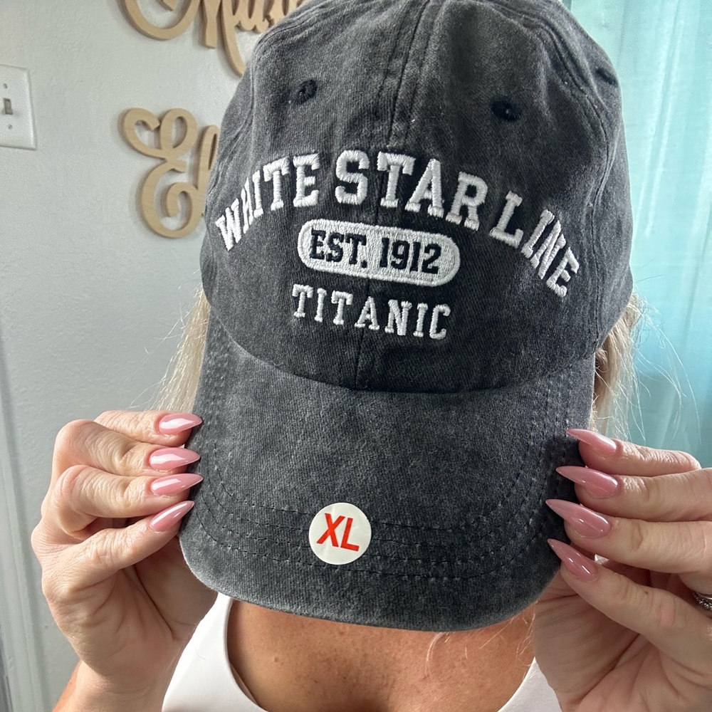 Black Cotton white starling Titanic ball Cap OS